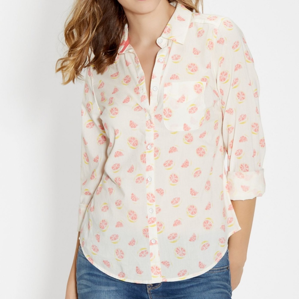 Maurices Top Grapefruit Print Button Down Small